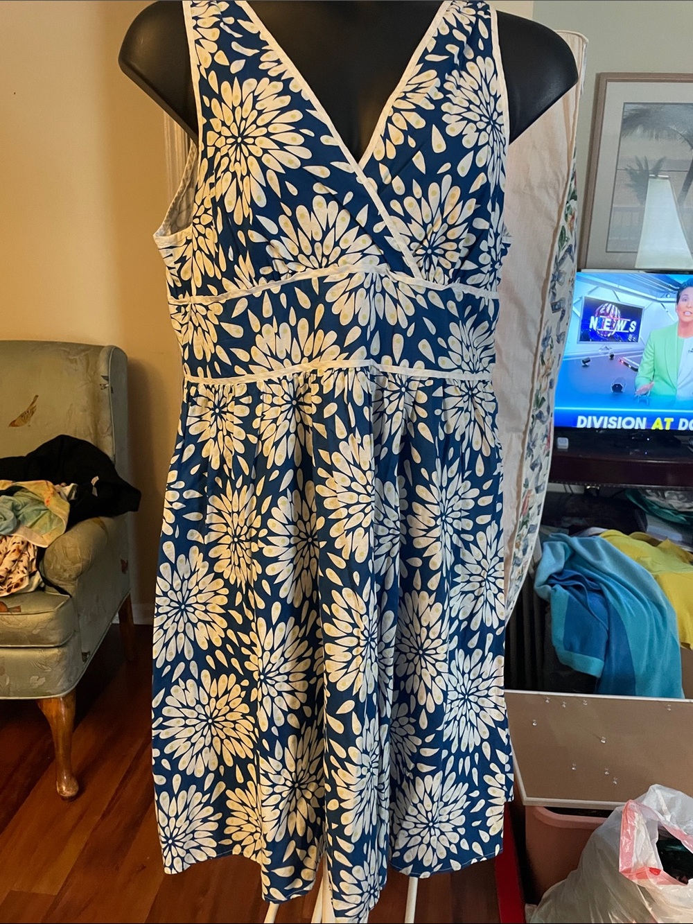 Royal Navy Blue /White Cotton Floral Starburst Empire Dress 18